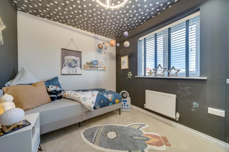 Image carousel 3496681 1761714057