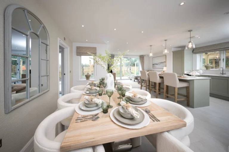 Image carousel 3496841 1761789650