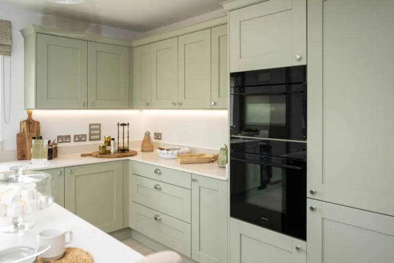 Image carousel 3496896 1761789653