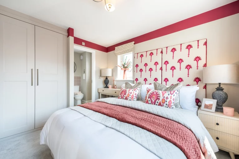 Image carousel 3498041 1762052634