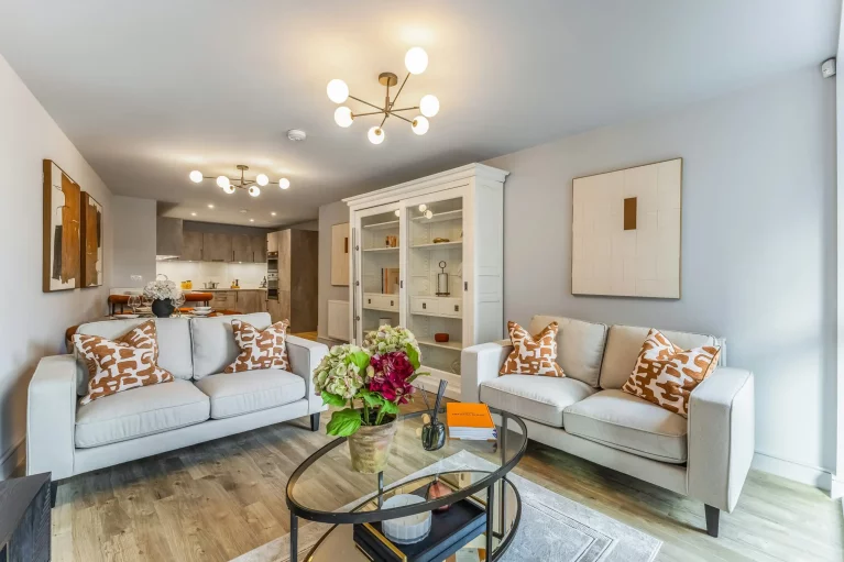 Image carousel 3498426 1762165205