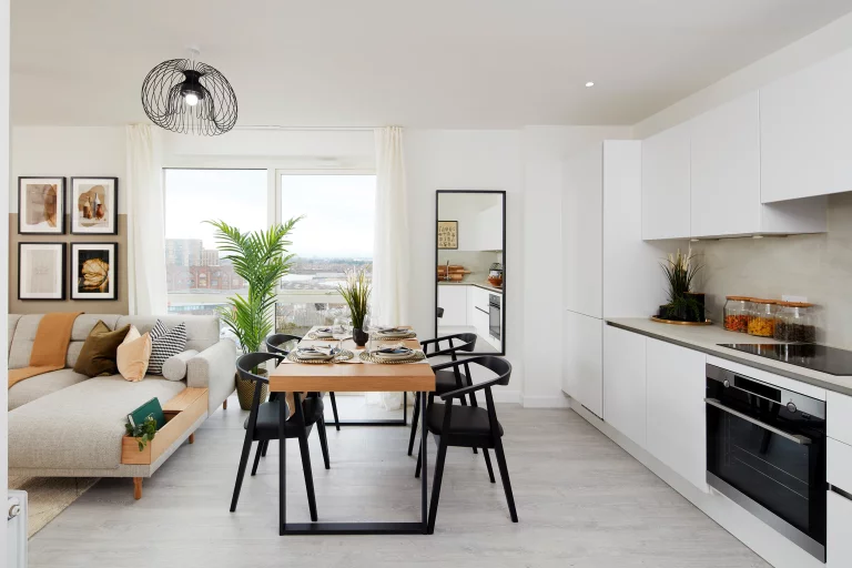 Image carousel 3501911 1762571051