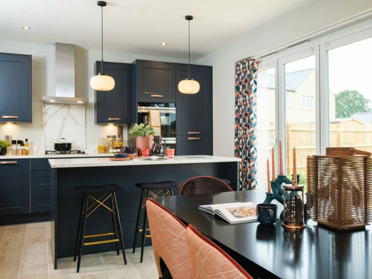 Image carousel 3503821 1763003045