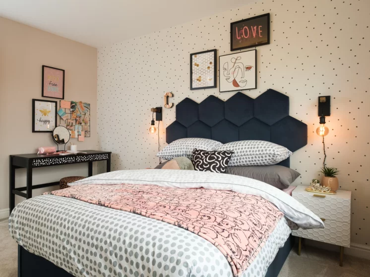 Image carousel 3503926 1763003048