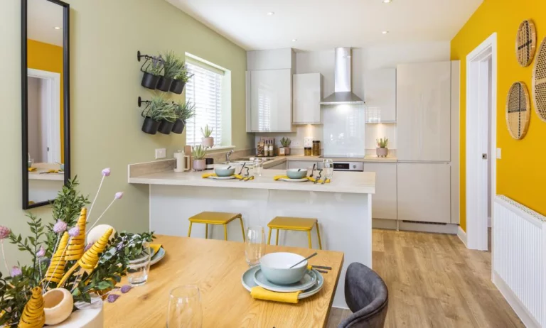 Image carousel 3504346 1763031027