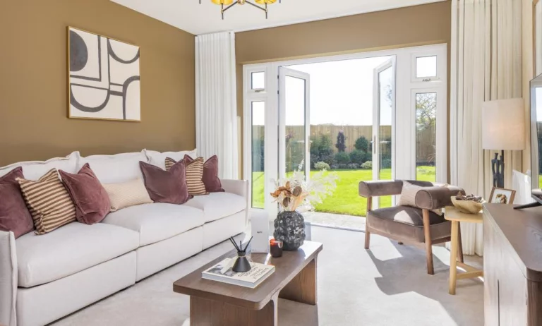 Image carousel 3504411 1763031969