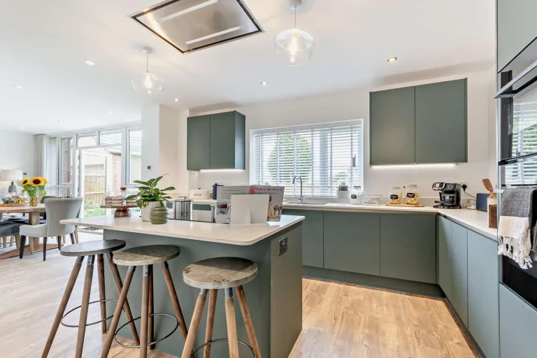 Image carousel 3506906 1763313752