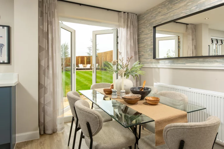 Image carousel 3507801 1763521346