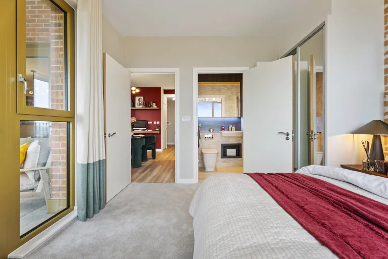 Image carousel 3507836 1763521437