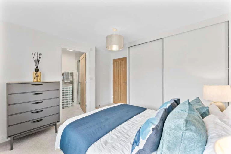 Image carousel 3508596 1763776872