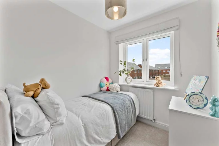 Image carousel 3508646 1763776874