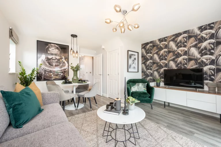 Image carousel 3508831 1763780621