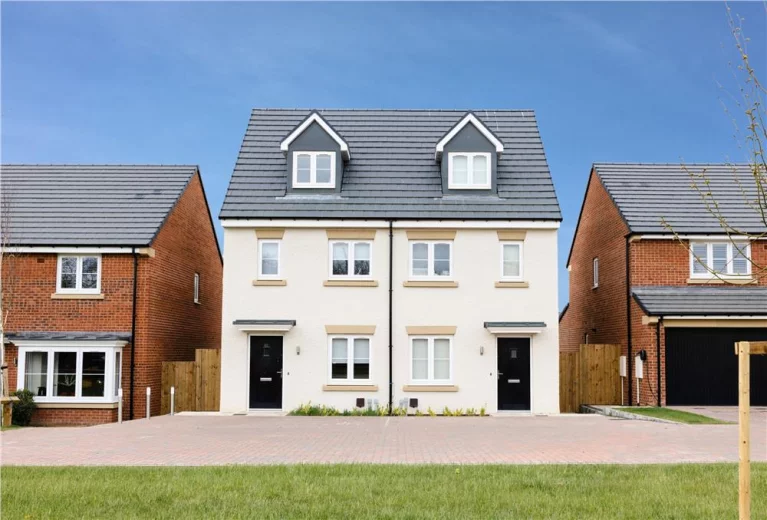 Image carousel 3508966 1763863840