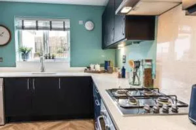 Image carousel 3509676 1764122473