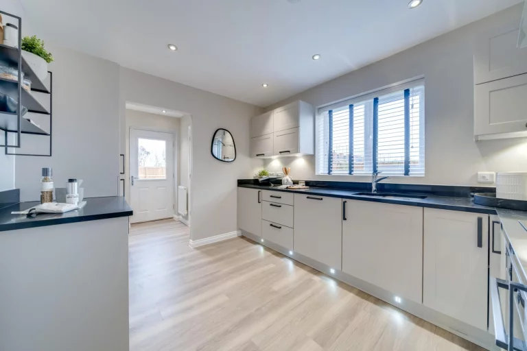 Image carousel 3510076 1764133272