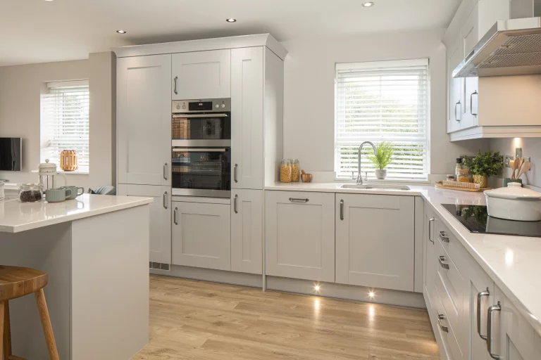 Image carousel 3510366 1764212480