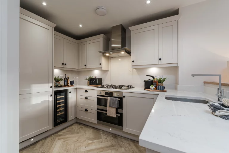 Image carousel 3510451 1764212593