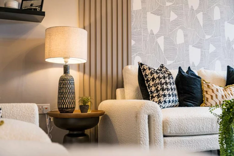 Image carousel 3511311 1764295304