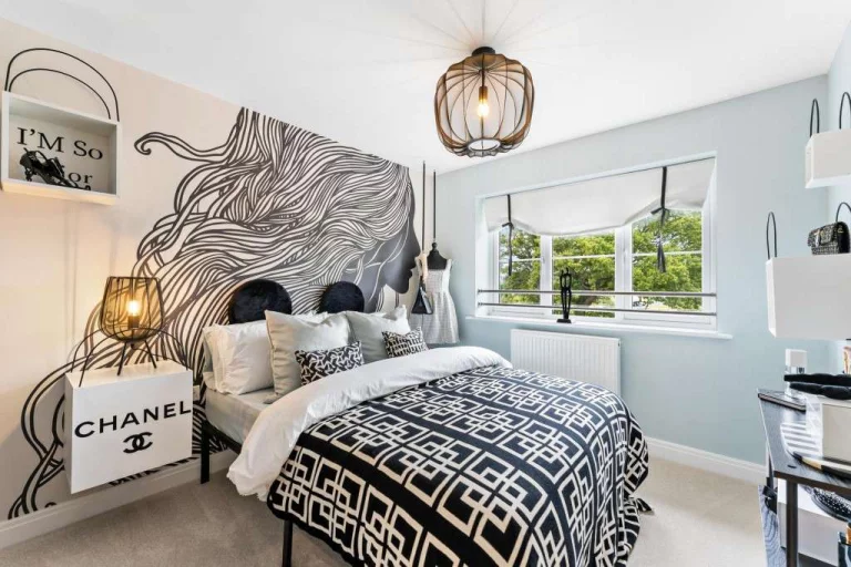 Image carousel 3512226 1764640873