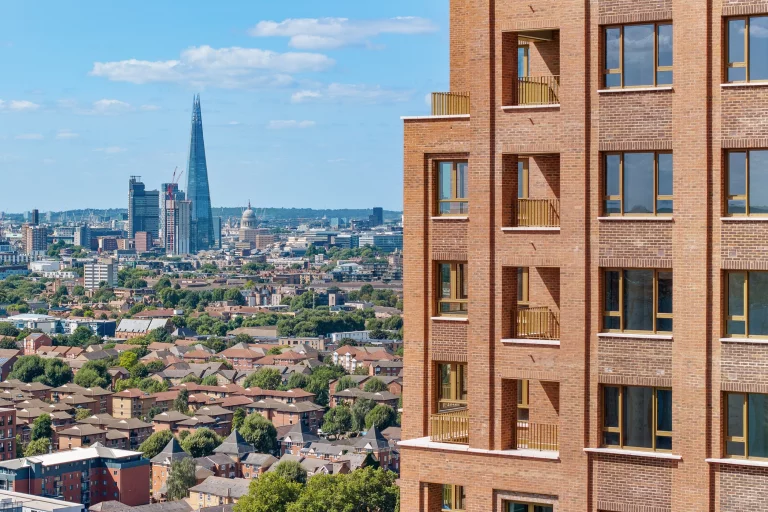 Image carousel 3512571 1764644616