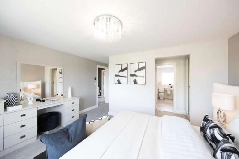 Image carousel 3512871 1764813671