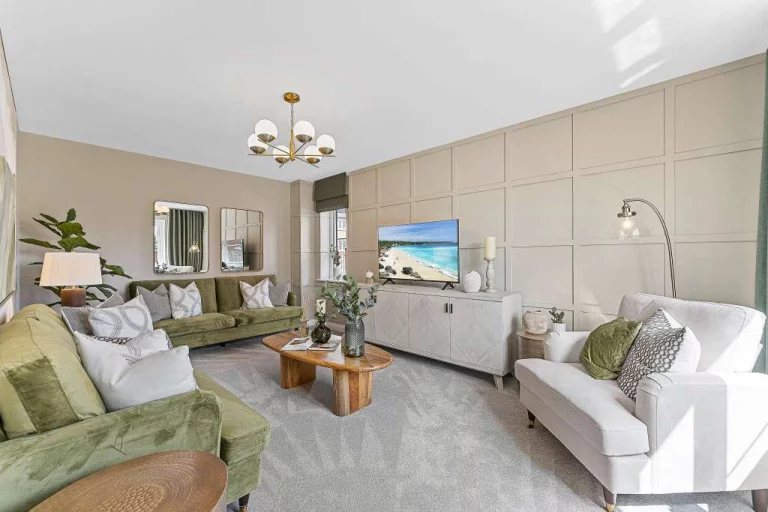 Image carousel 3512916 1764813674