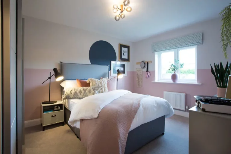 Image carousel 3513481 1764846855