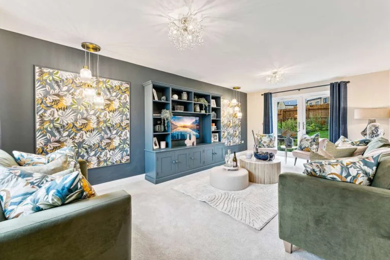 Image carousel 3513736 1764900066