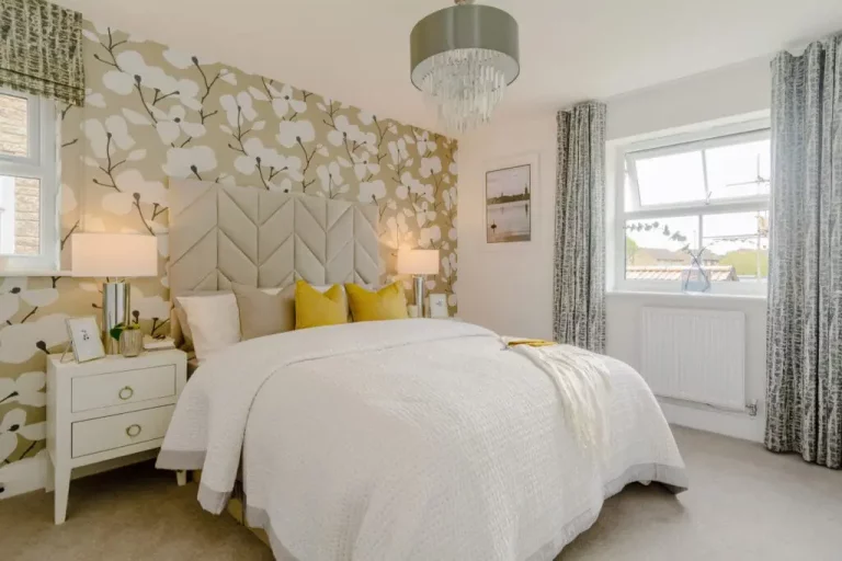 Image carousel 3517831 1765794049