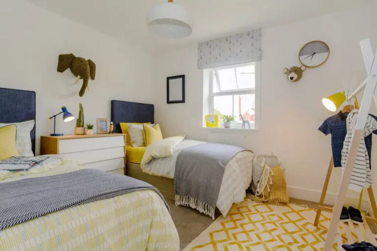 Image carousel 3517836 1765794071