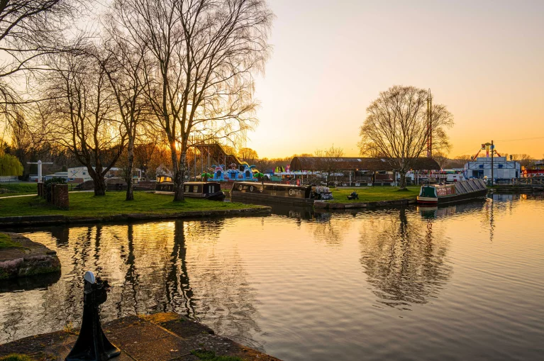 Image carousel 3518456 1765940470