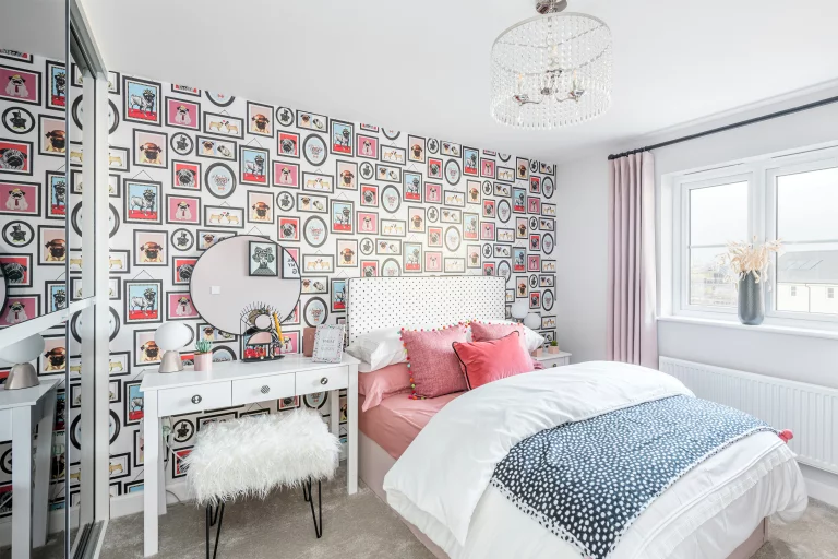 Image carousel 3518546 1765940598