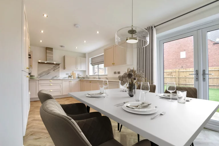 Image carousel 3519006 1766062037