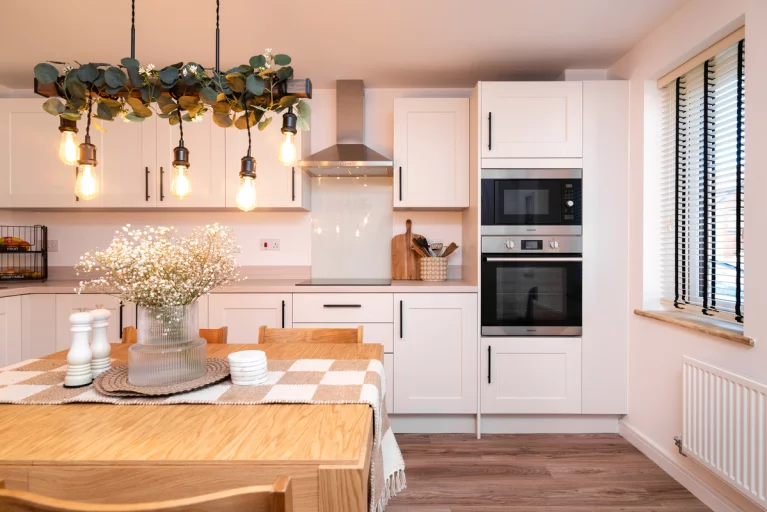 Image carousel 3520371 1766335346