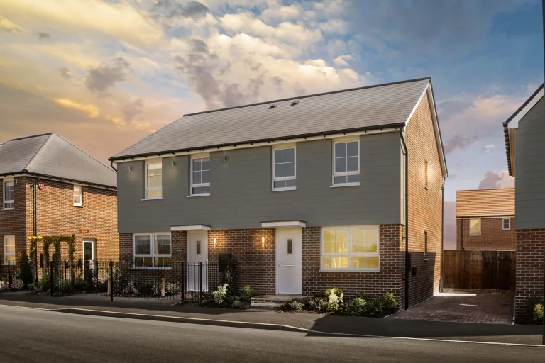 Image carousel 3520736 1766458847