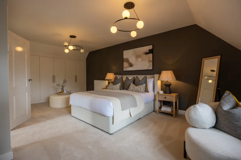 Image carousel 3520936 1766480040