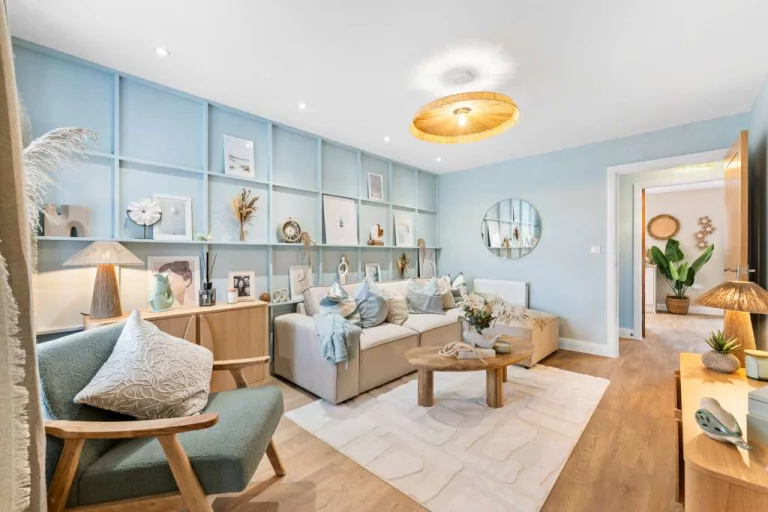 Image carousel 3521686 1766628100