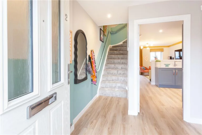 Image carousel 3521896 1766714820