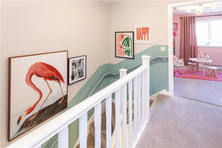 Image carousel 3521946 1766714828