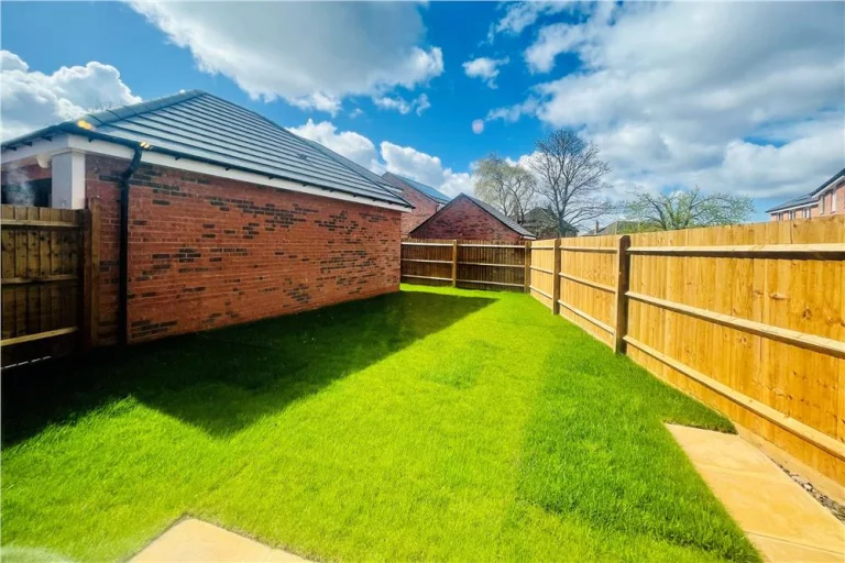 Image carousel 3522306 1766715626