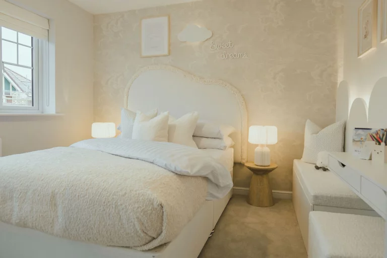 Image carousel 3522931 1767120163