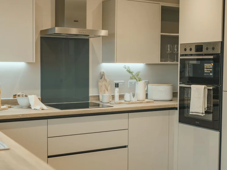 Image carousel 3523031 1767120478