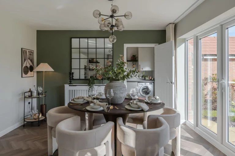 Image carousel 3523351 1767121181