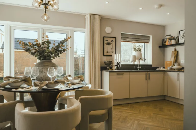 Image carousel 3523486 1767121364