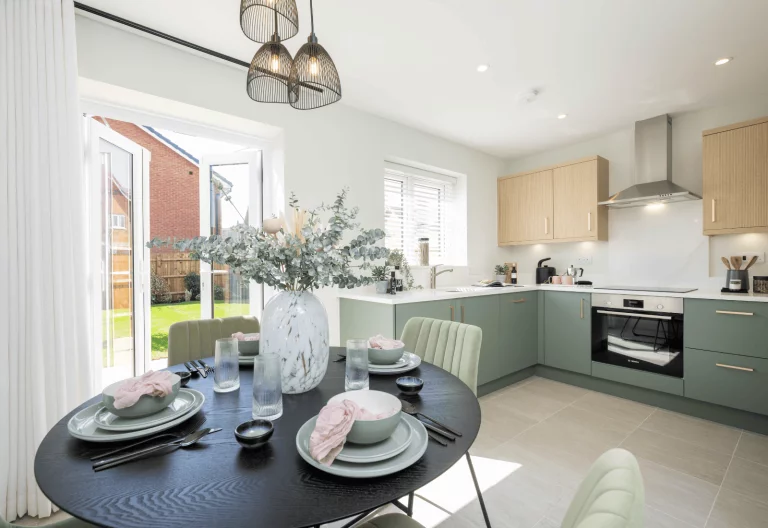 Image carousel 3524711 1767792147