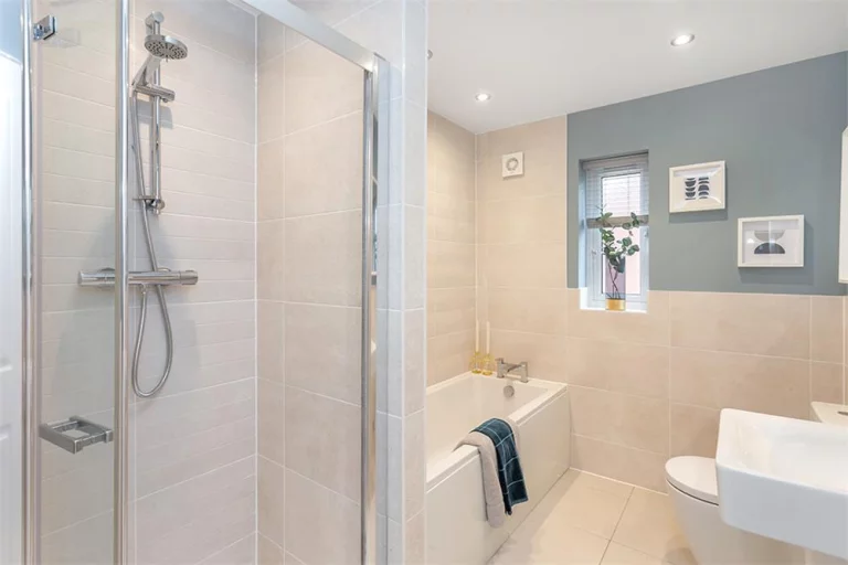 Image carousel 3526536 1768270138