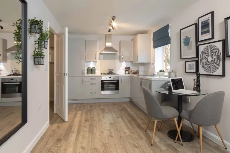 Image carousel 3526861 1768273286