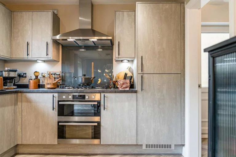 Image carousel 3528206 1768528856