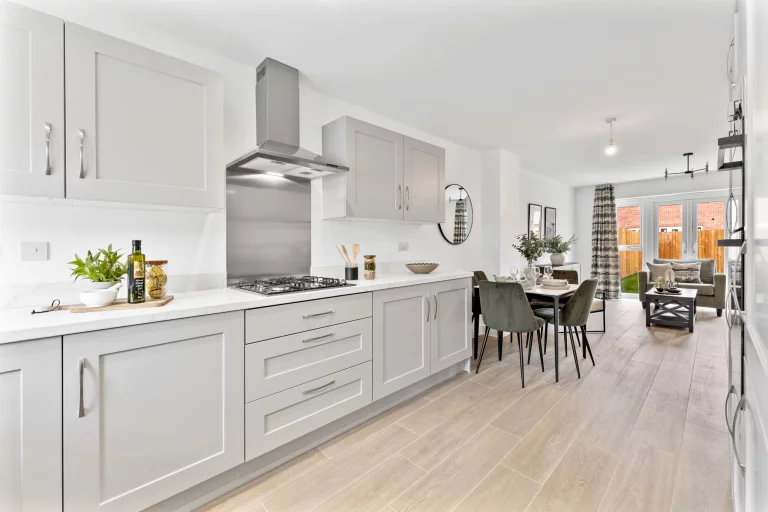 Image carousel 3528951 1768580725