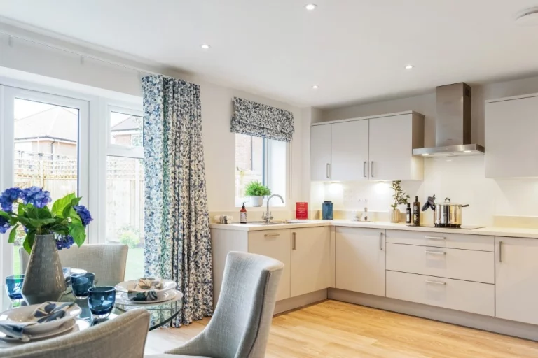 Image carousel 3529026 1768615255